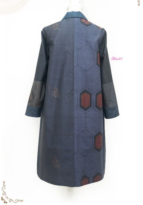 【Upcycled】Shirt dress (navy blue) – remade from a kimono – 100% silk