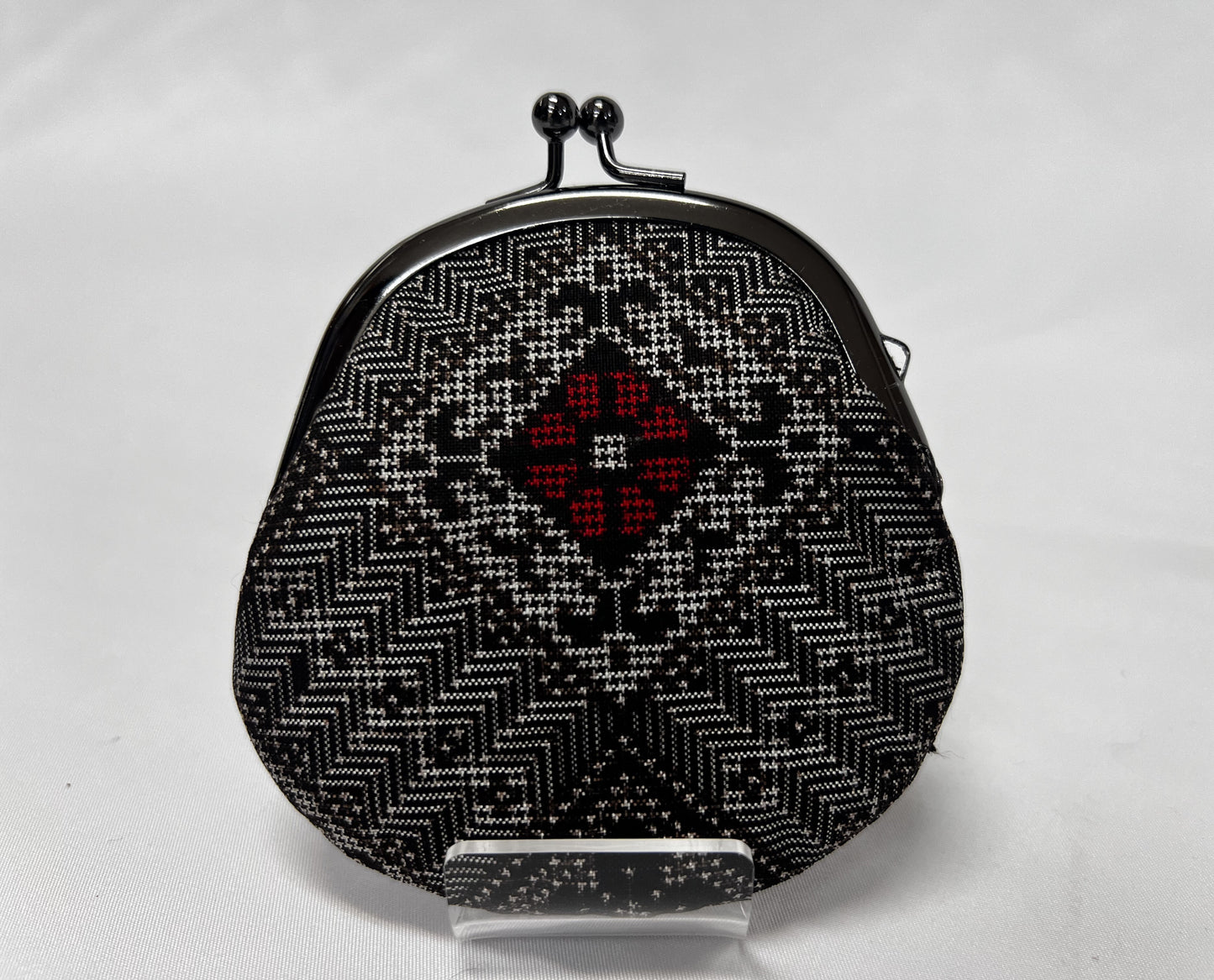 Gamakuchi Coin Case